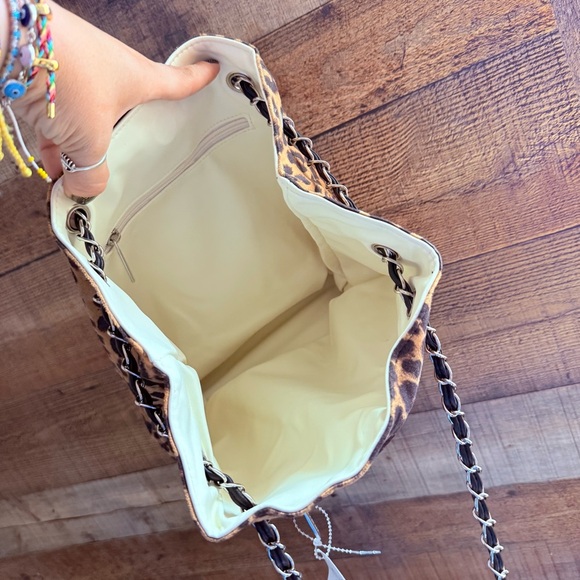 NWT Laila Geir Ness Chic Leopard Print Shoulder Bag - Picture 8 of 9